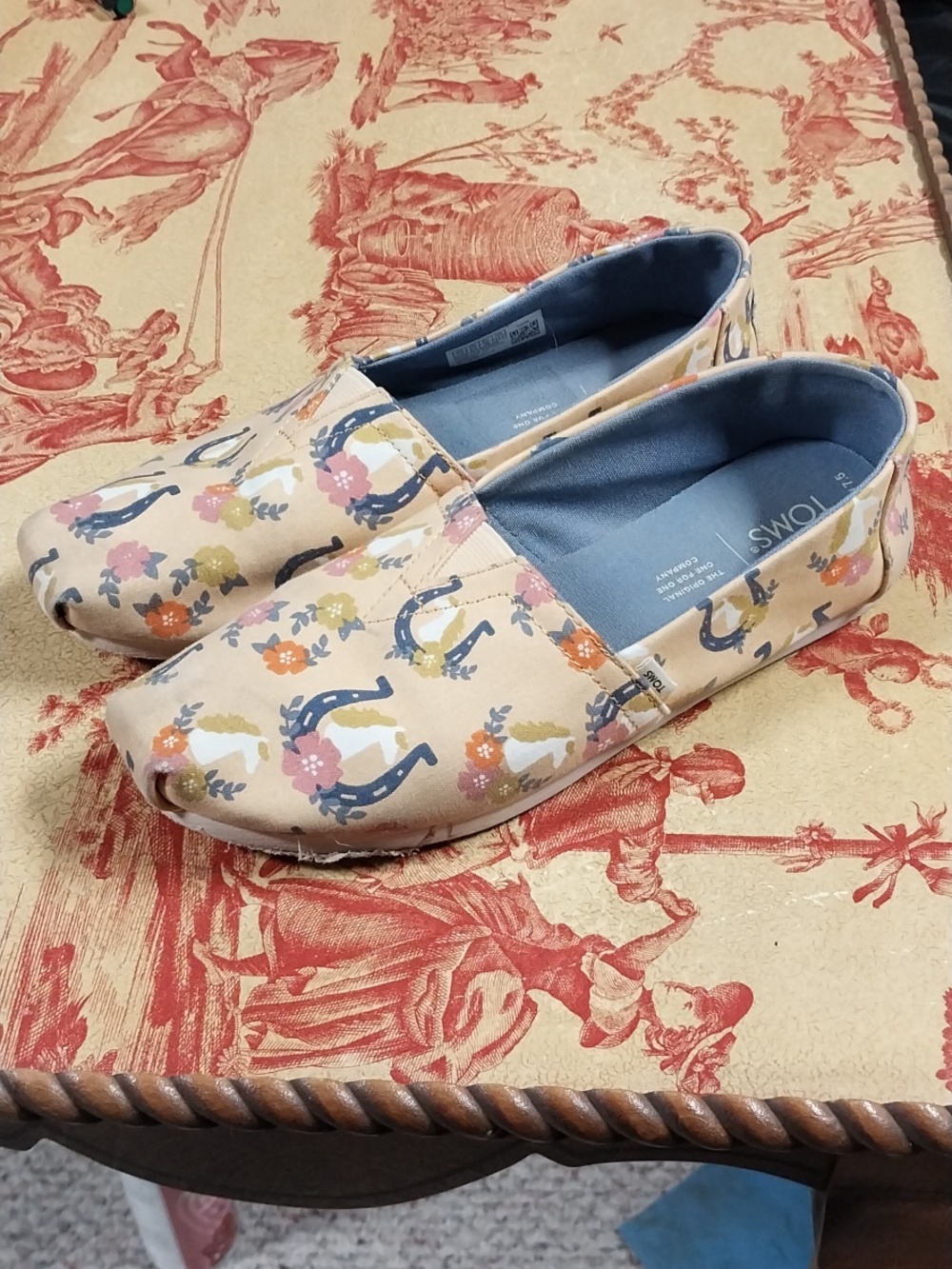 TOMS Alpargata Orange Canvas Shoes with Blue Interior and Horseshoe Floral Print